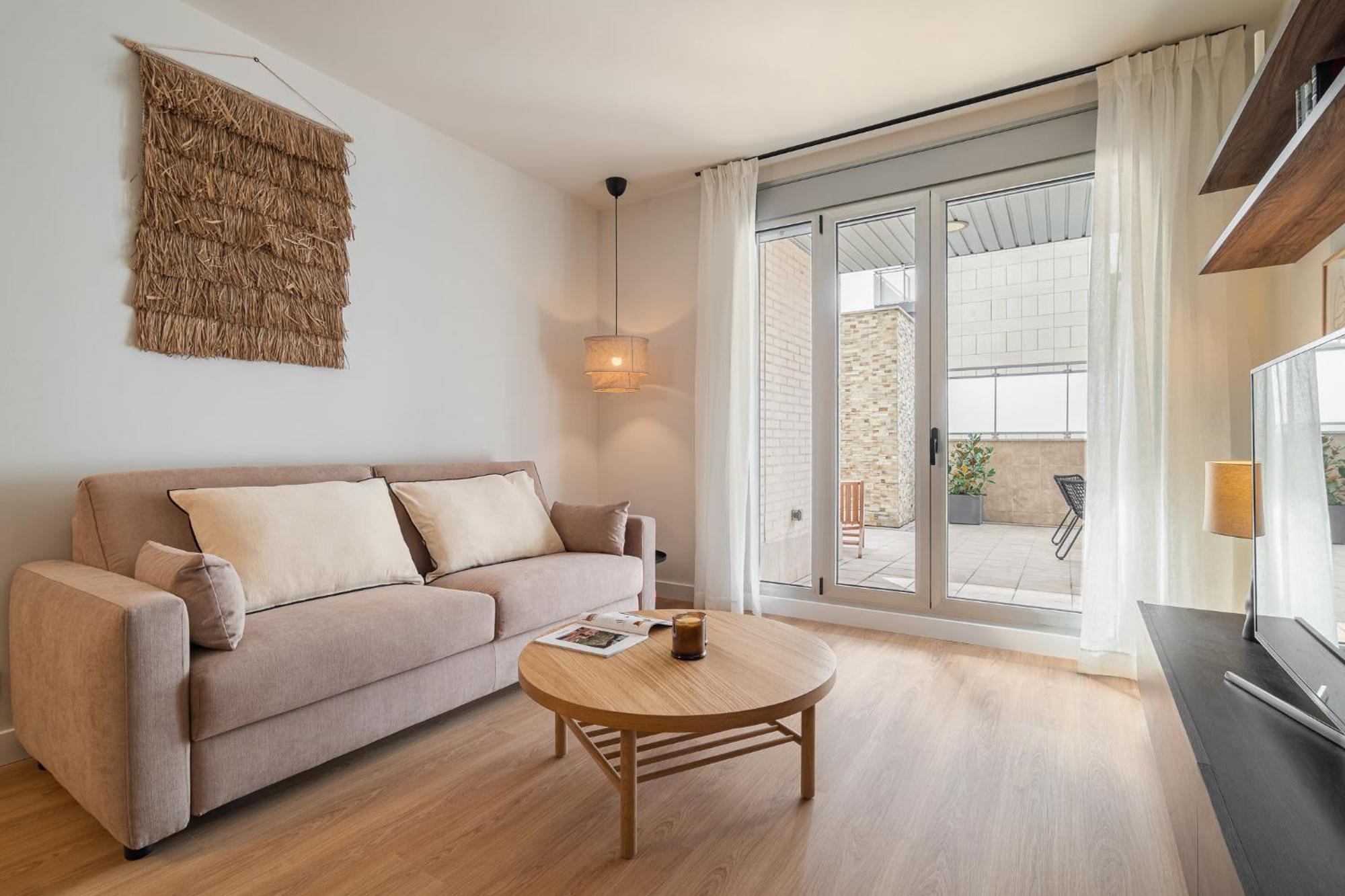 Port Forum Apartments By Olala Homes Сант Адриа де Бесос Екстериор снимка