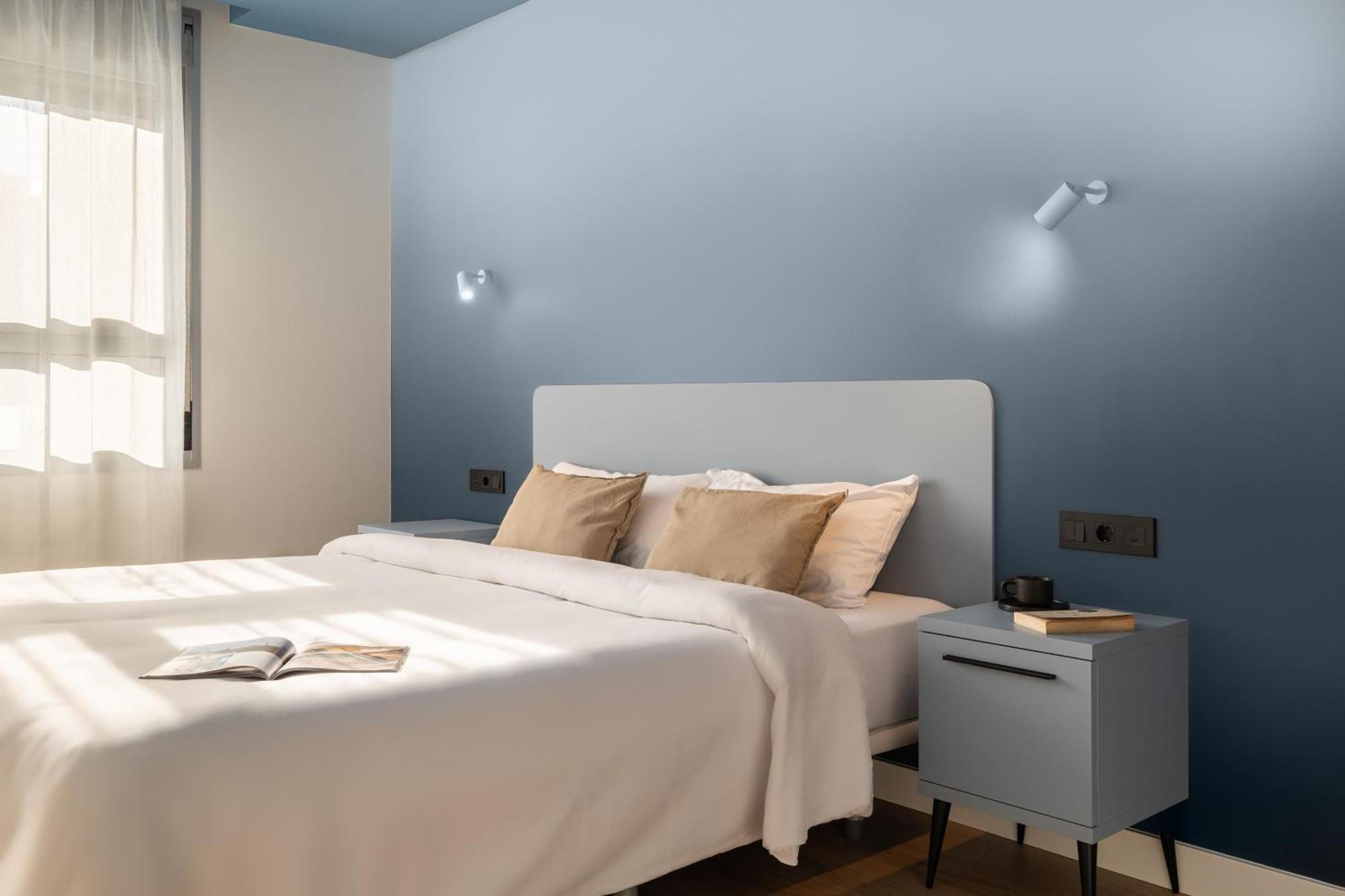 Port Forum Apartments By Olala Homes Сант Адриа де Бесос Екстериор снимка