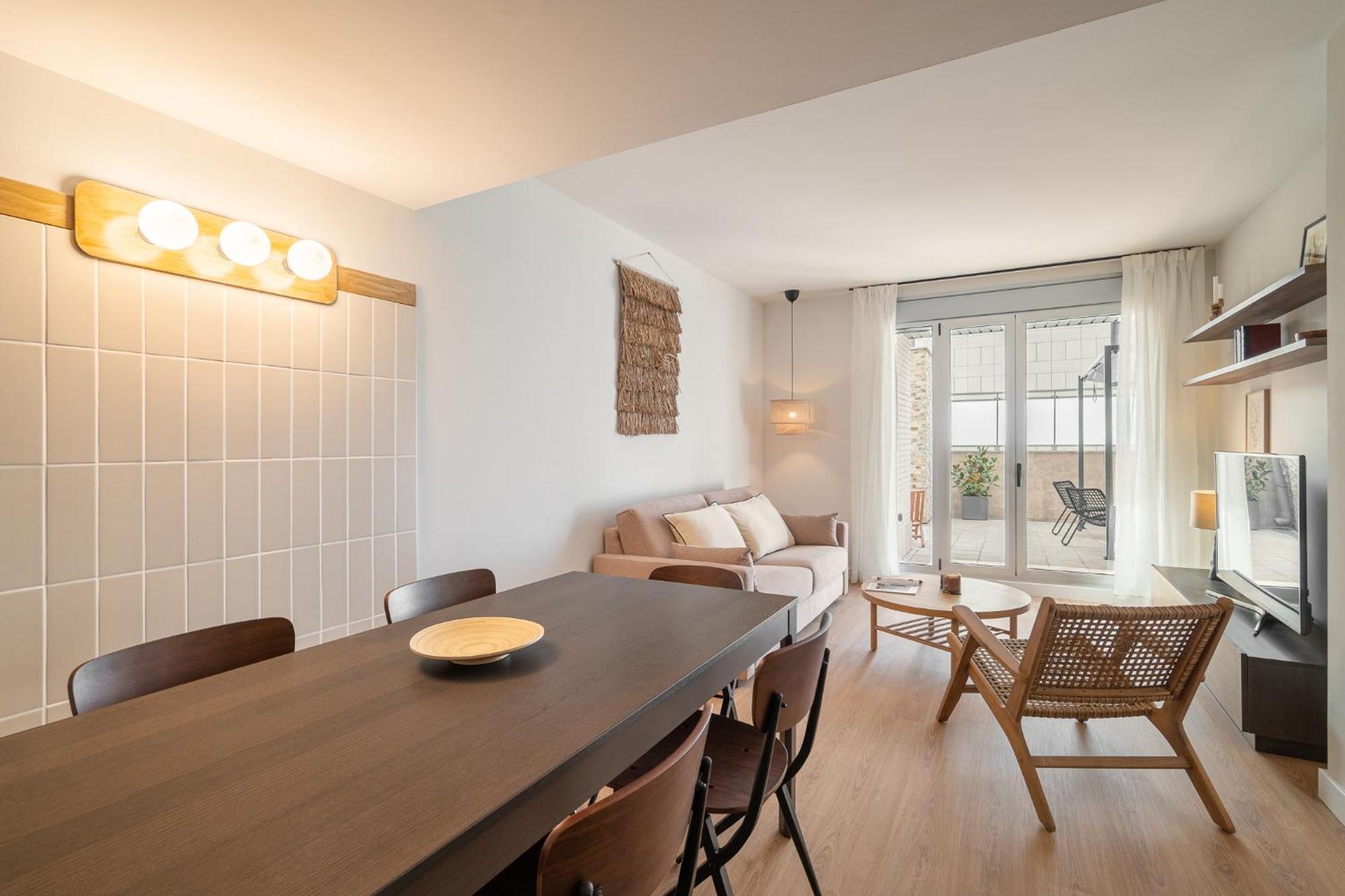 Port Forum Apartments By Olala Homes Сант Адриа де Бесос Екстериор снимка