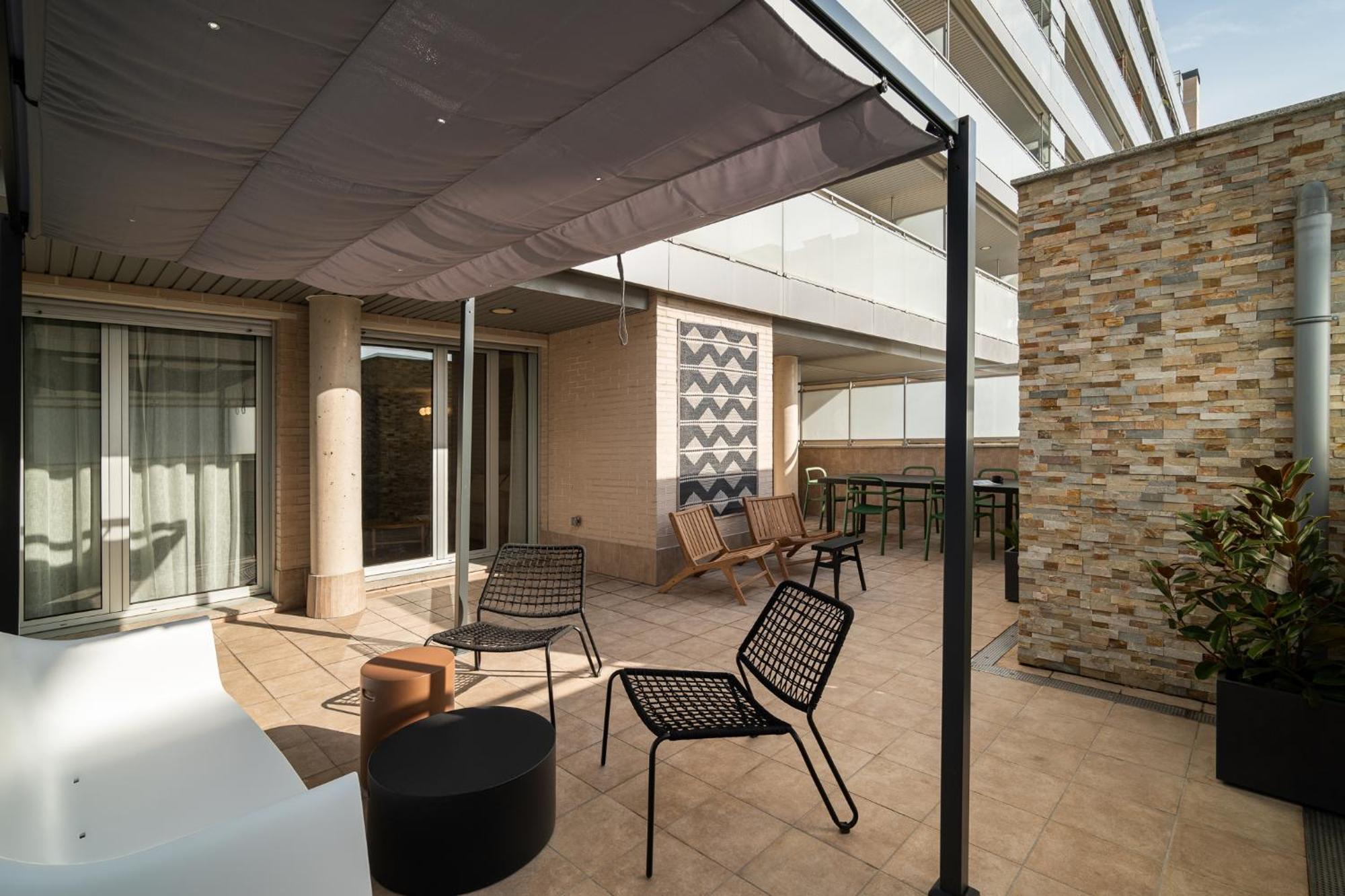 Port Forum Apartments By Olala Homes Сант Адриа де Бесос Екстериор снимка