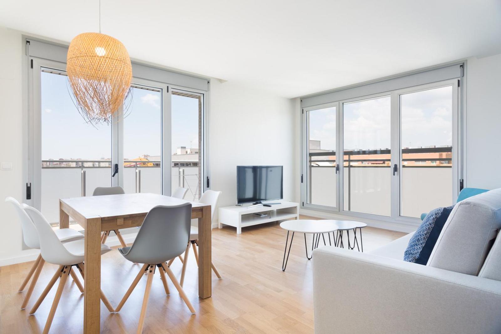 Port Forum Apartments By Olala Homes Сант Адриа де Бесос Екстериор снимка