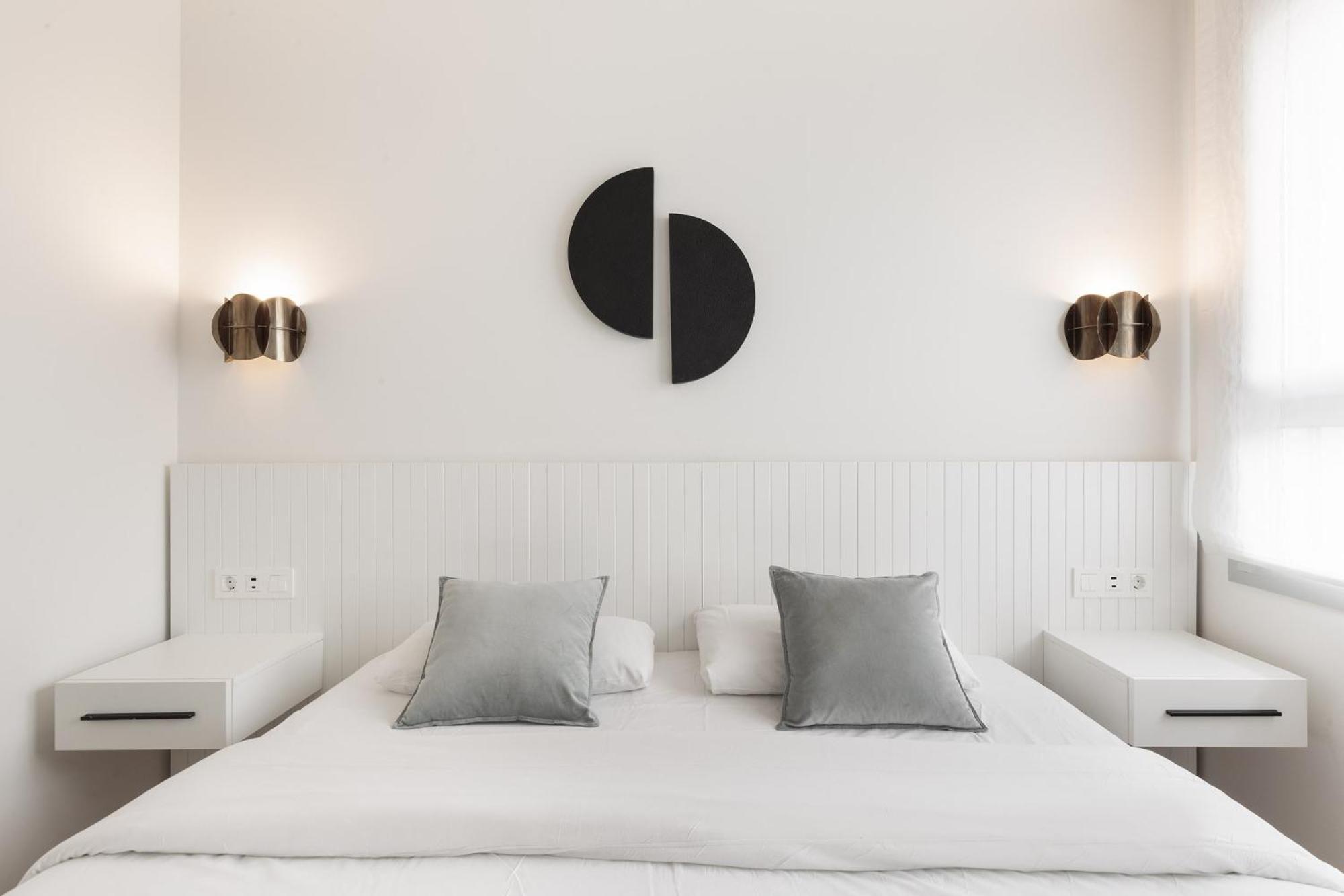 Port Forum Apartments By Olala Homes Сант Адриа де Бесос Екстериор снимка